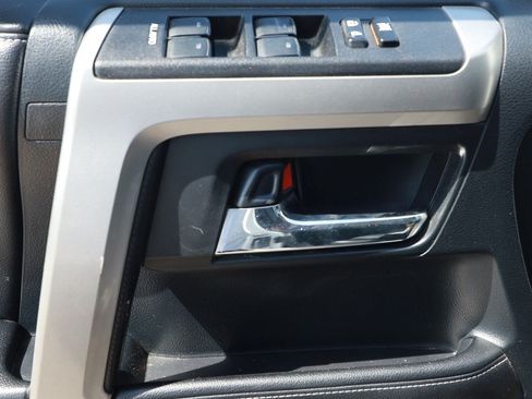Used 2015 Toyota 4Runner SR5 RWD image 23