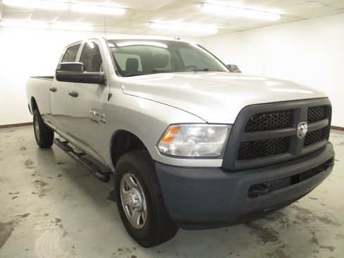 Used 2018 RAM 3500 Tradesman w/ Popular Equipment Group AWD/4WD image 1