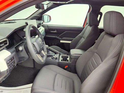 Used 2024 Toyota Tacoma TRD Off-Road w/ TRD Off Road Upgrade Package image 19