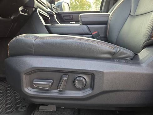 Used 2025 Toyota Tundra SR5 AWD/4WD image 26