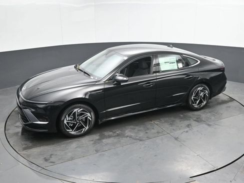 New 2026 Hyundai Sonata SEL FWD image 17