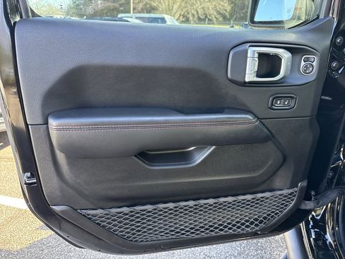 Used 2023 Jeep Gladiator Rubicon w/ LED Lighting Group image 10