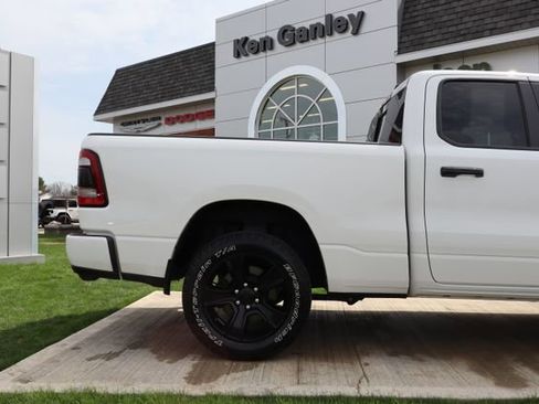 Used 2023 RAM 1500 Big Horn AWD/4WD image 35