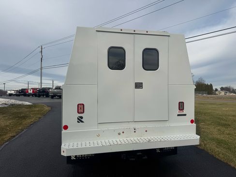 Used 2022 GMC Sierra 3500 Pro w/ Convenience Package image 22