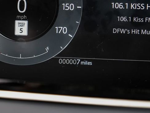 New 2026 Land Rover Range Rover Evoque S AWD/4WD image 24