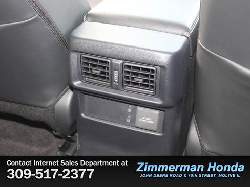 Used 2025 Toyota 4Runner Limited w/ Tow Technology Package AWD/4WD image 10