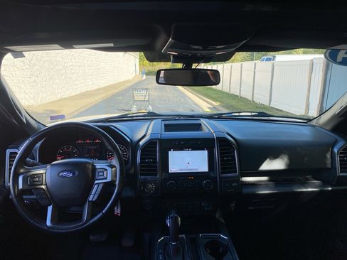 Used 2019 Ford F150 XLT w/ Equipment Group 302A Luxury image 20