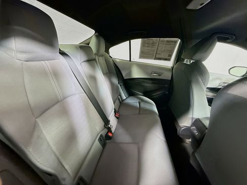 Used 2025 Toyota Corolla SE image 23