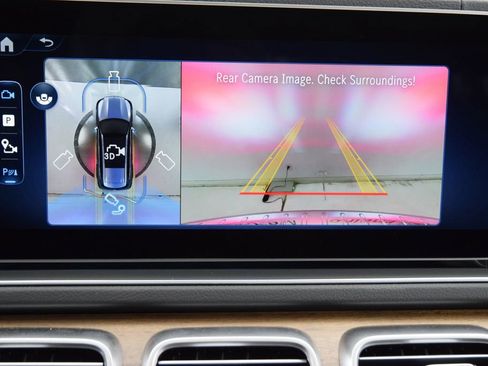 Used 2025 Mercedes-Benz GLS 450 GLS 450 image 33