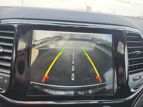 Used 2021 Jeep Grand Cherokee Limited w/ Premium Lighting Group image 26