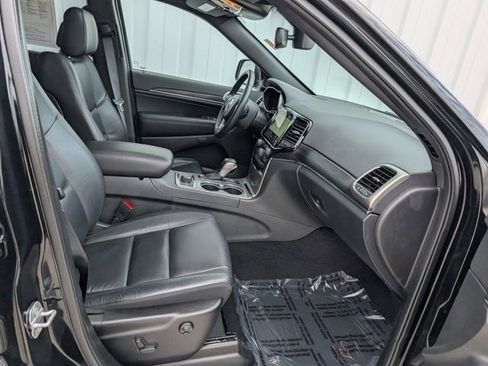 Used 2021 Jeep Grand Cherokee Limited image 30