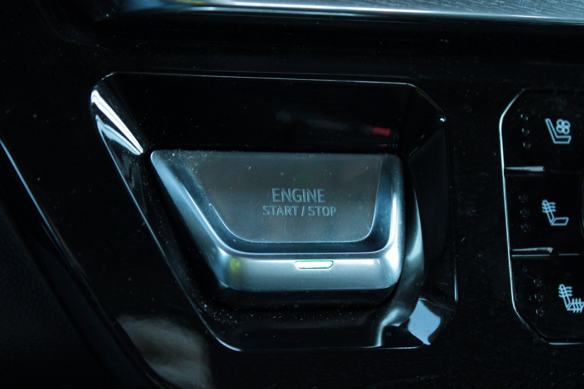Used 2023 GMC Sierra 1500 Denali AWD/4WD image 44