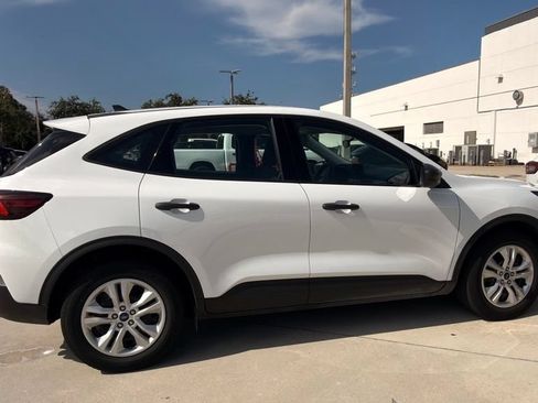 Used 2023 Ford Escape FWD image 7