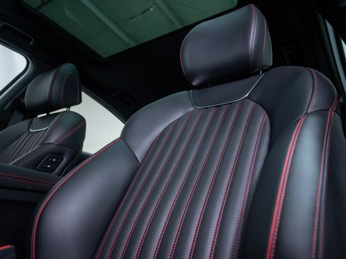 Used 2026 Genesis G70 3.3T Sport Prestige image 19