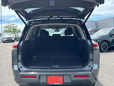 New 2026 Nissan Pathfinder SL AWD/4WD image 13