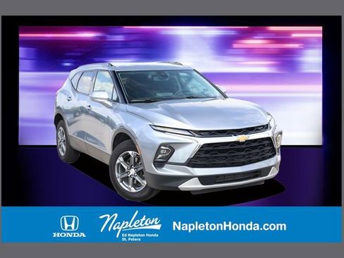 Used 2024 Chevrolet Blazer LT w/ Convenience Package FWD image 1