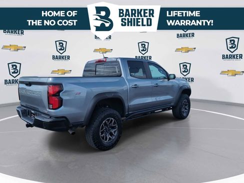 Used 2024 Chevrolet Colorado ZR2 w/ ZR2 Convenience Package III AWD/4WD image 8
