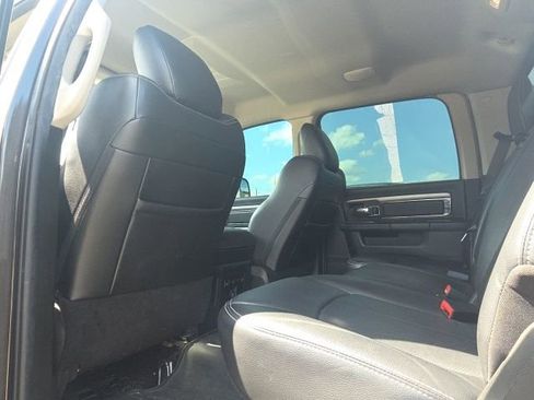 Used 2018 RAM 2500 Laramie w/ Sport Appearance Group AWD/4WD image 10