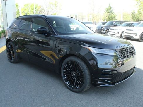 New 2026 Land Rover Range Rover Velar Dynamic SE AWD/4WD image 9