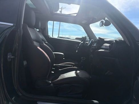 Used 2014 MINI Cooper S image 29