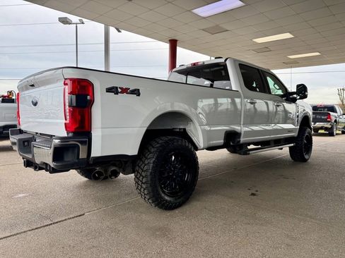 Used 2024 Ford F350 Lariat AWD/4WD image 3