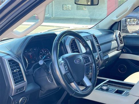 Used 2020 Ford Expedition Platinum image 9