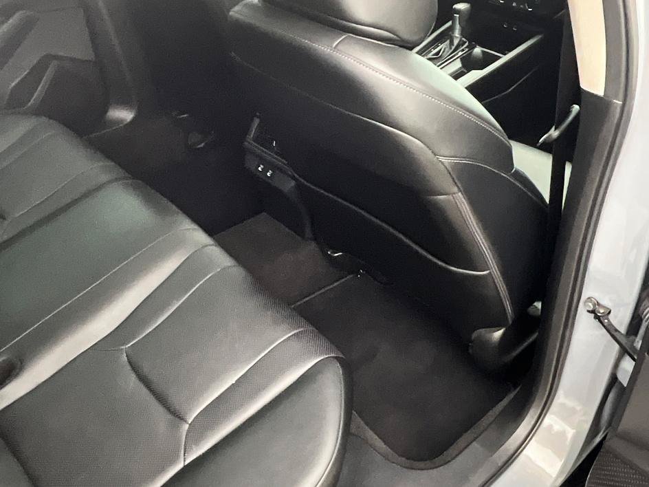 Used 2025 Honda Accord Touring image 30
