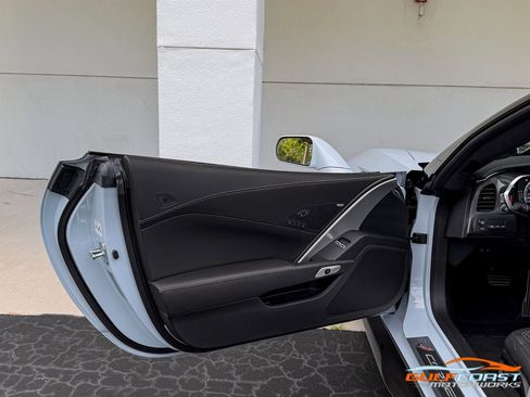 Used 2019 Chevrolet Corvette ZR1 RWD image 23