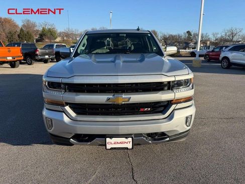 Used 2018 Chevrolet Silverado 1500 LT w/ All Star Edition image 12