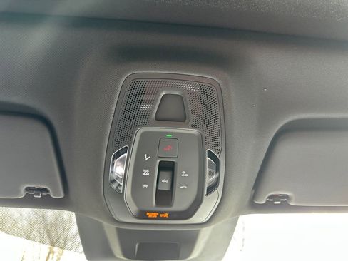 New 2025 Audi SQ5 Prestige image 25