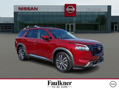 Certified 2022 Nissan Pathfinder Platinum w/ Cargo Package