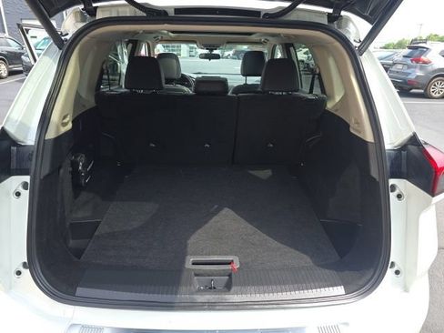 Used 2024 Nissan Rogue SV w/ SV Premium Package AWD/4WD image 13