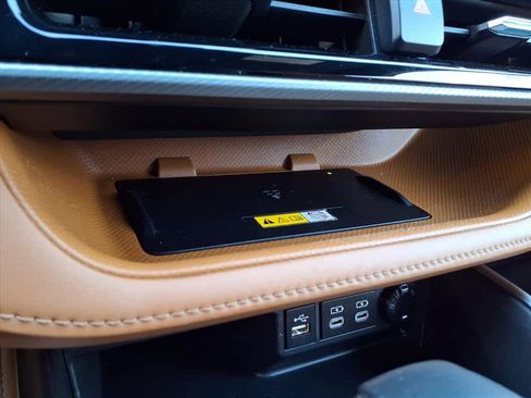 Used 2023 Toyota Highlander Platinum image 13