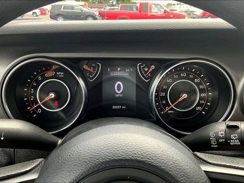 Used 2023 Jeep Wrangler Unlimited Sport AWD/4WD image 13