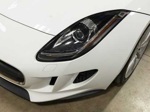 Used 2015 Jaguar F-TYPE Coupe image 15