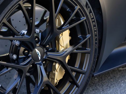 Used 2025 Aston Martin DB12 Convertible RWD image 53