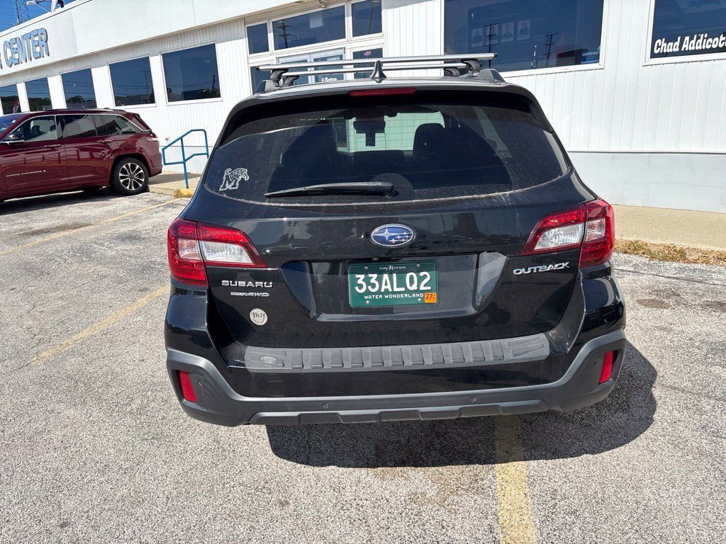 Used 2019 Subaru Outback 2.5i Touring AWD/4WD image 4