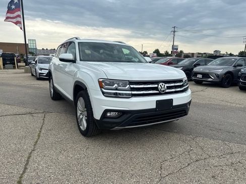 Used 2020 Volkswagen Atlas SEL AWD/4WD image 2