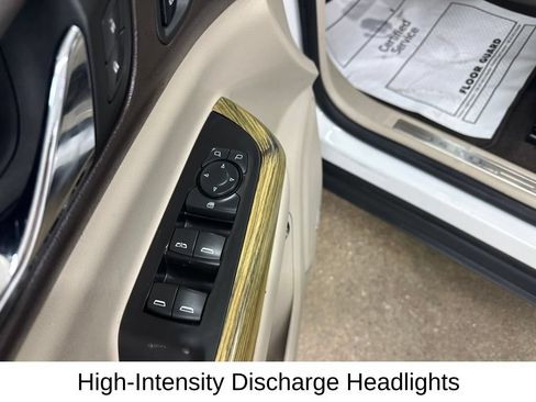 Used 2018 GMC Acadia Denali AWD/4WD image 39