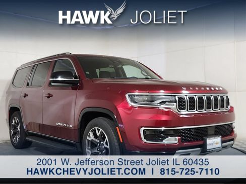 Used 2024 Jeep Wagoneer Series III AWD/4WD image 10