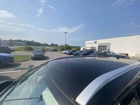 Used 2023 Mitsubishi Outlander SEL AWD/4WD image 3