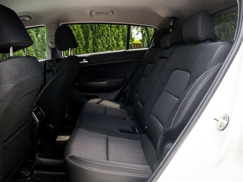 Used 2022 Kia Sportage LX FWD image 8
