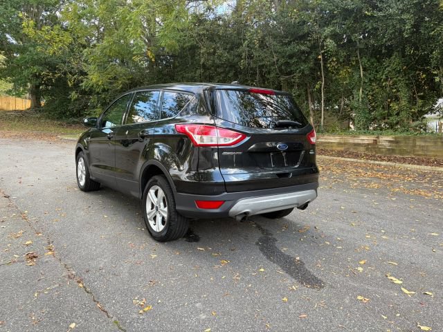 Used 2015 Ford Escape SE AWD/4WD image 3