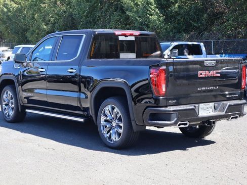 New 2026 GMC Sierra 1500 Denali w/ Denali Reserve Package AWD/4WD image 6