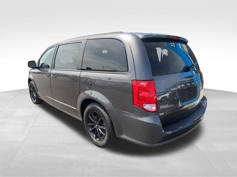 Used 2020 Dodge Grand Caravan SE FWD image 39