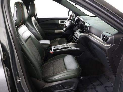Used 2022 Ford Explorer Timberline w/ Timberline Technology Package AWD/4WD image 34
