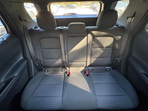 Used 2025 Chevrolet Equinox LT image 34