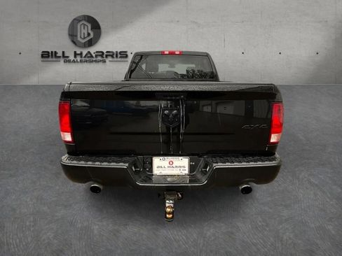 Used 2017 RAM 1500 Express w/ Black Ram 1500 Express Group AWD/4WD image 7