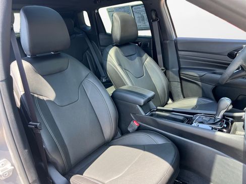 Used 2023 Jeep Compass High Altitude w/ Driver Assist Group I image 9