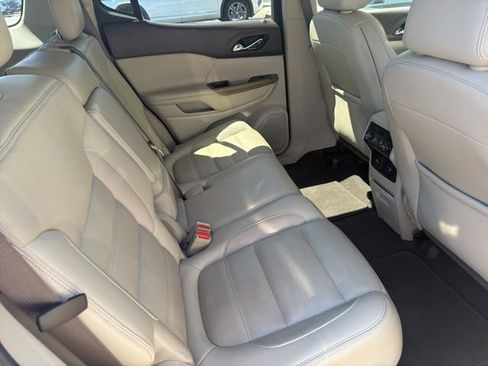 Used 2017 GMC Acadia Denali w/ Technology Package AWD/4WD image 7
